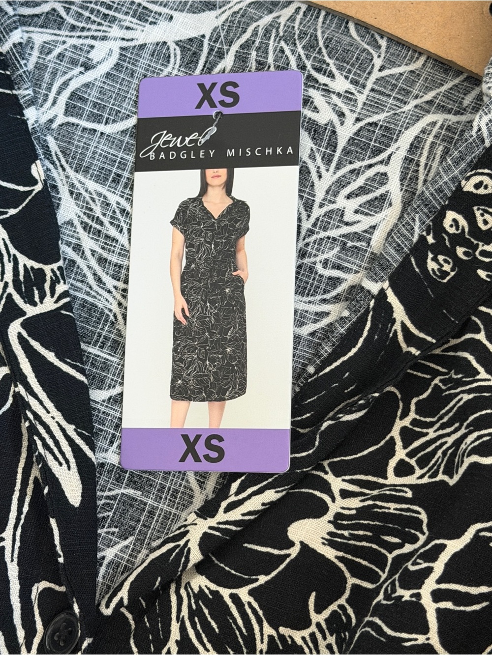 Jewel Badgley Mischka Black and White Floral Midi Dress